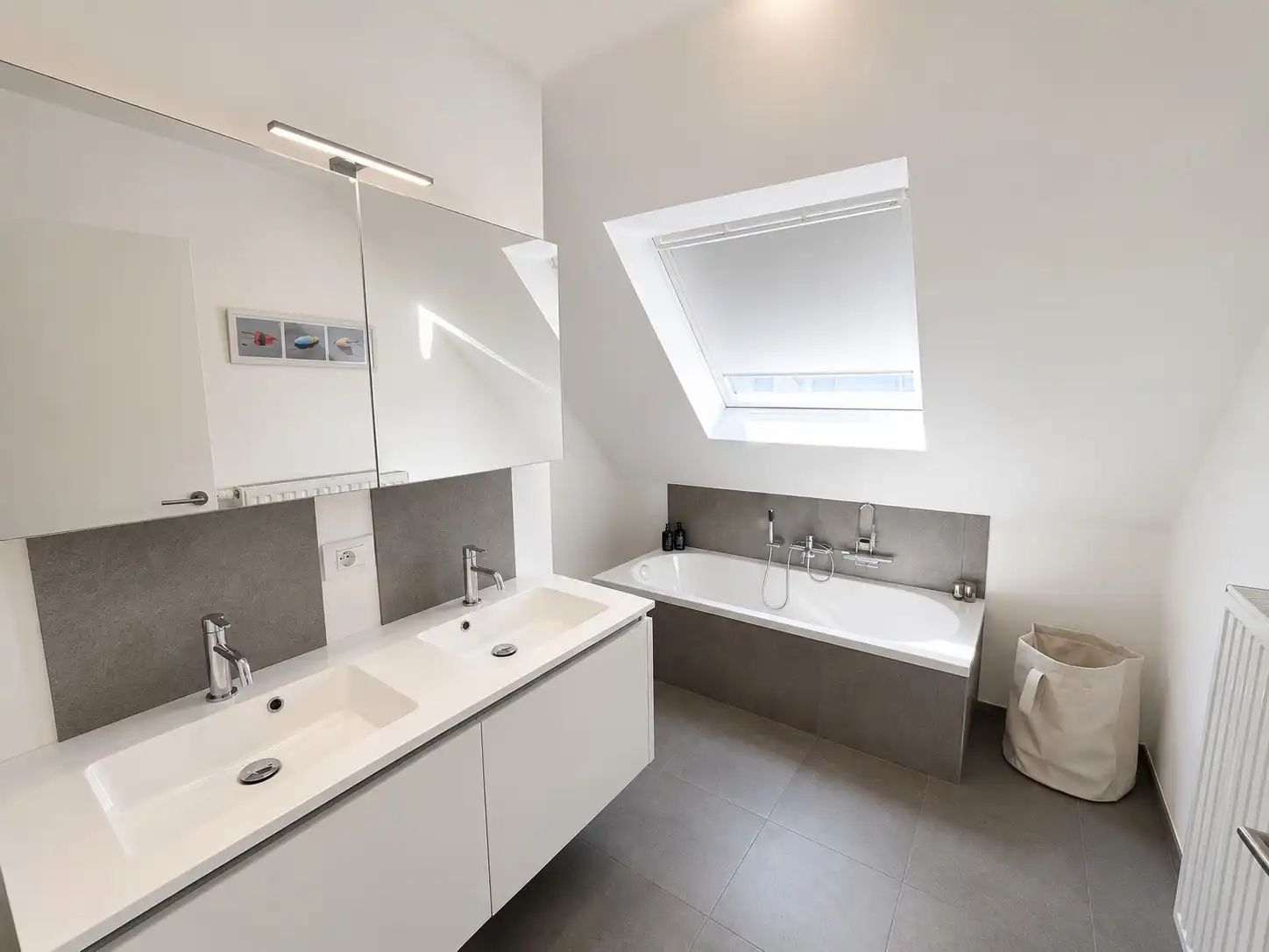Recent, energiezuinig en tot in de puntjes afgewerkt: deze prachtige BEN-woning uit 2021 combineert modern wooncomfort met een rustige en groene ligging. foto 10