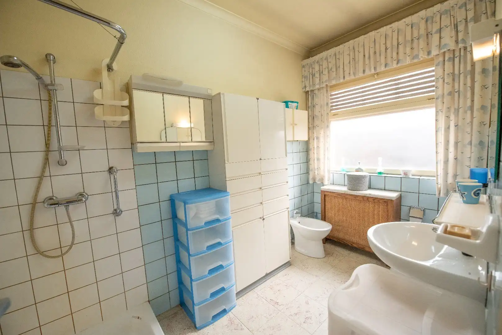 Te renoveren, ruime woning op 1720 m² met 4 slaapkamers te Olsene foto 10