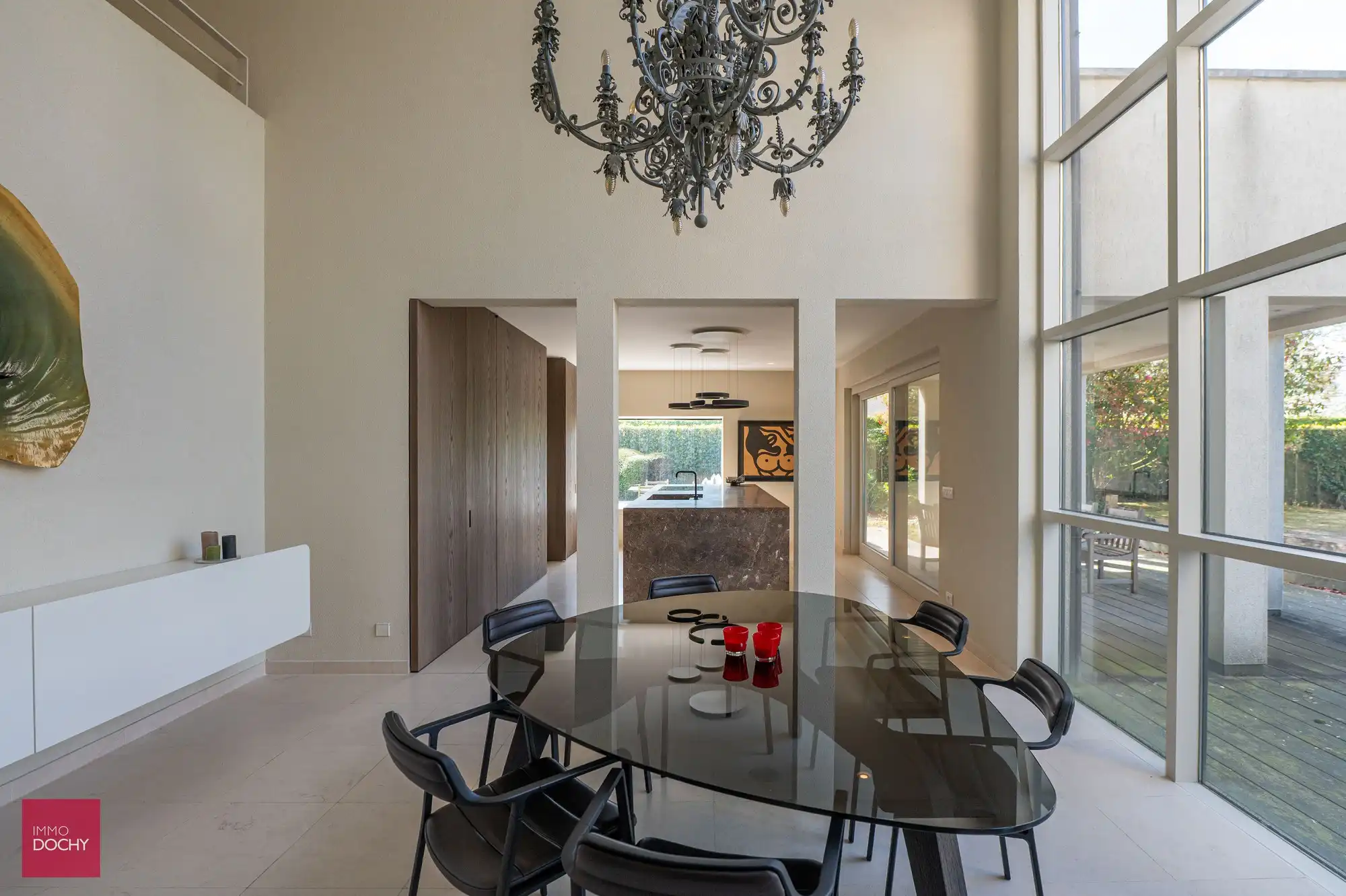 Rustig gelegen vernieuwde villa foto 10