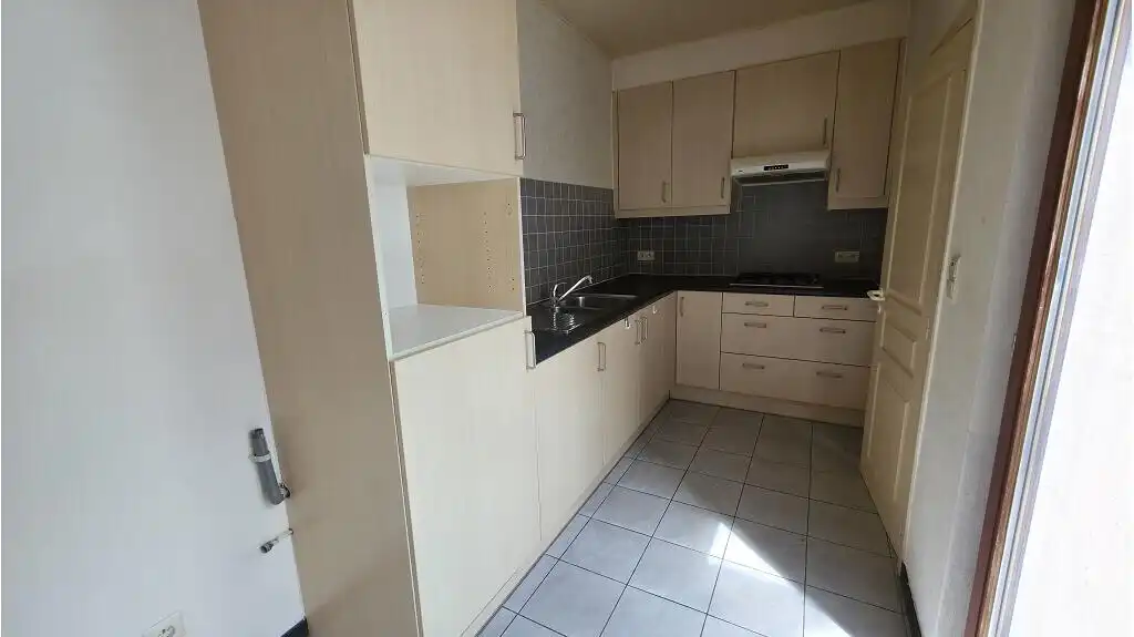 Comfortabele 3-slaapkamerwoning met Terras te koop in Brugge foto 4