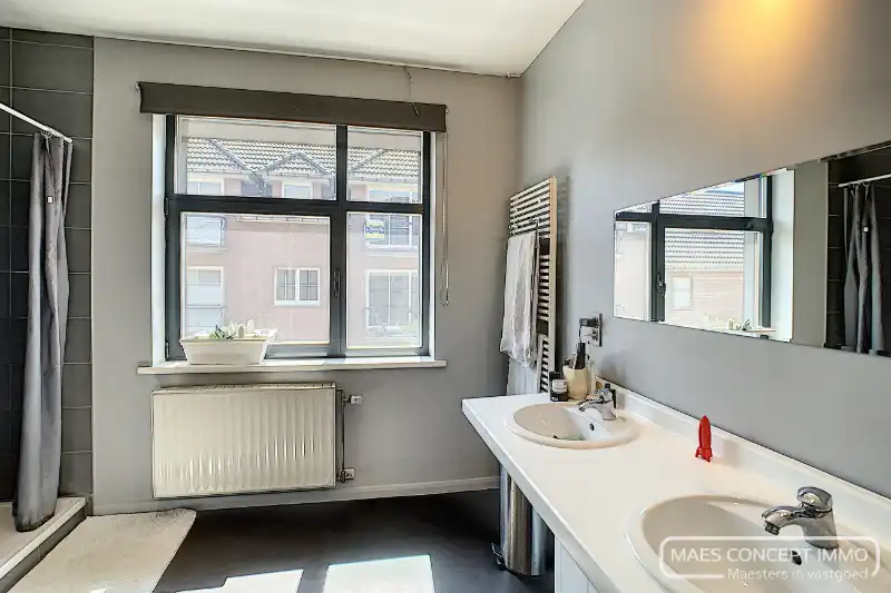 Appartement met ruim dakterras te huur in Oudenaarde foto 8