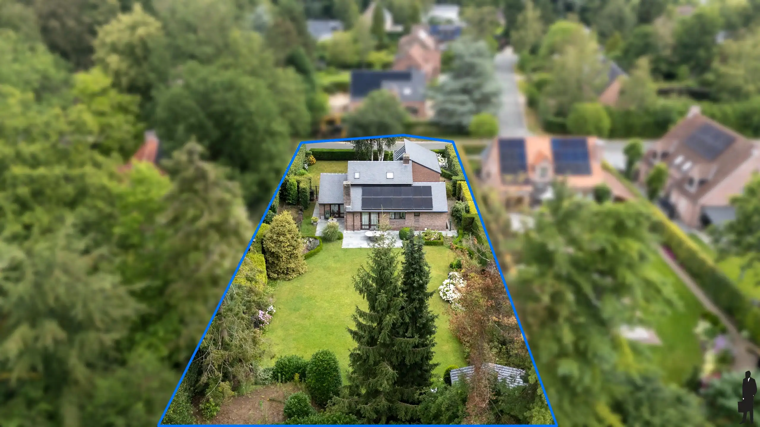 Split-levelwoning op een zonnig perceel van ca. 1.443 m² foto 27