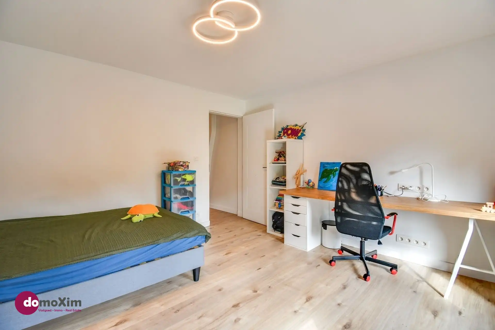 Instapklare woning met ruime hangar nabij het centrum van Hever foto 18