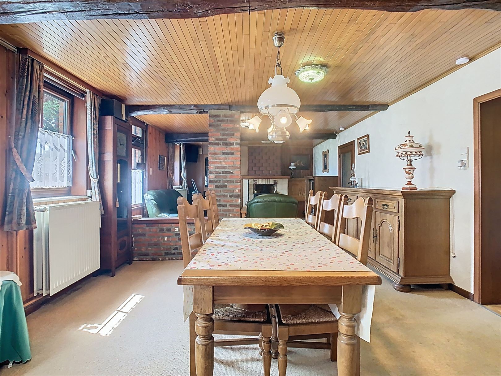 Landelijk gelegen te verbouwen woning! foto 3