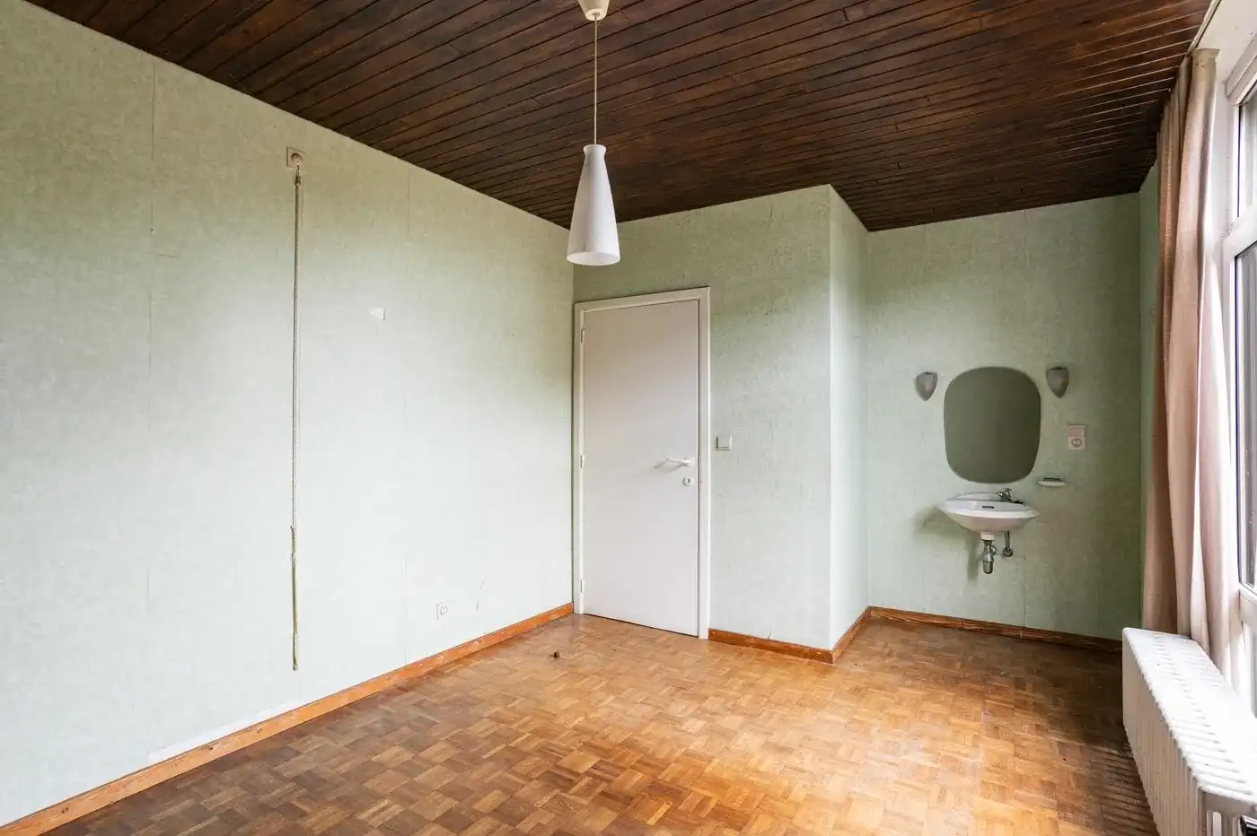 Ruime alleenstaande gelijkvloerse woning met 4 slaapkamers in Heestert foto 10