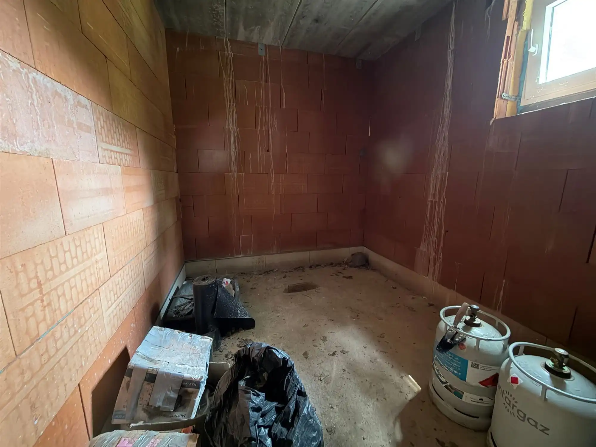 Compacte nieuwbouwwoning onder registratierecht te koop! foto 14