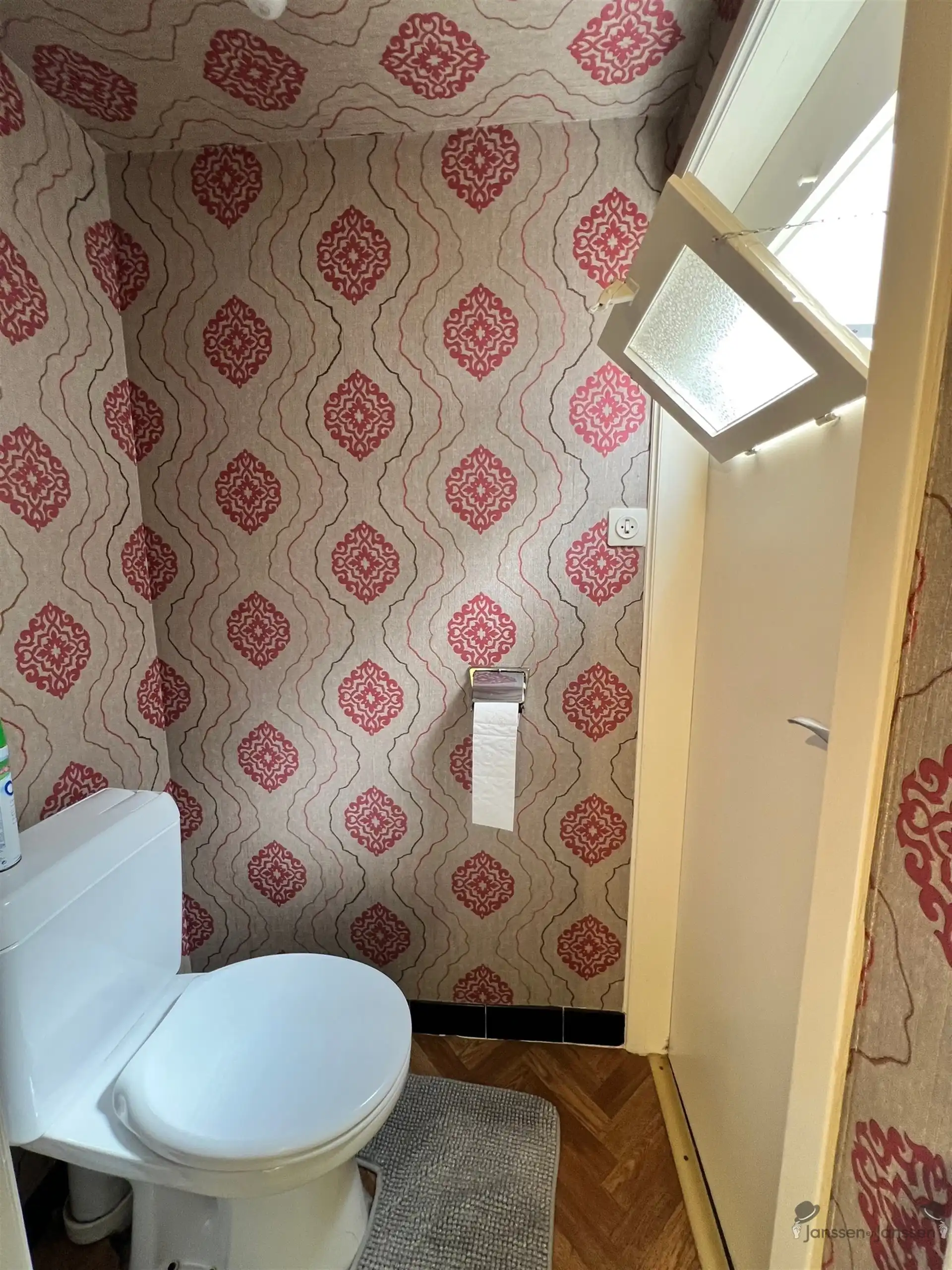 centrumwoning met veel ruimte en garage. foto 25