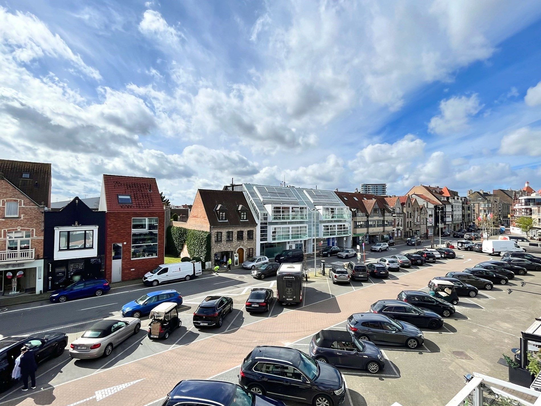 Prachtig nieuwbouwappartement te Knokke (Gemeenteplein) foto 3