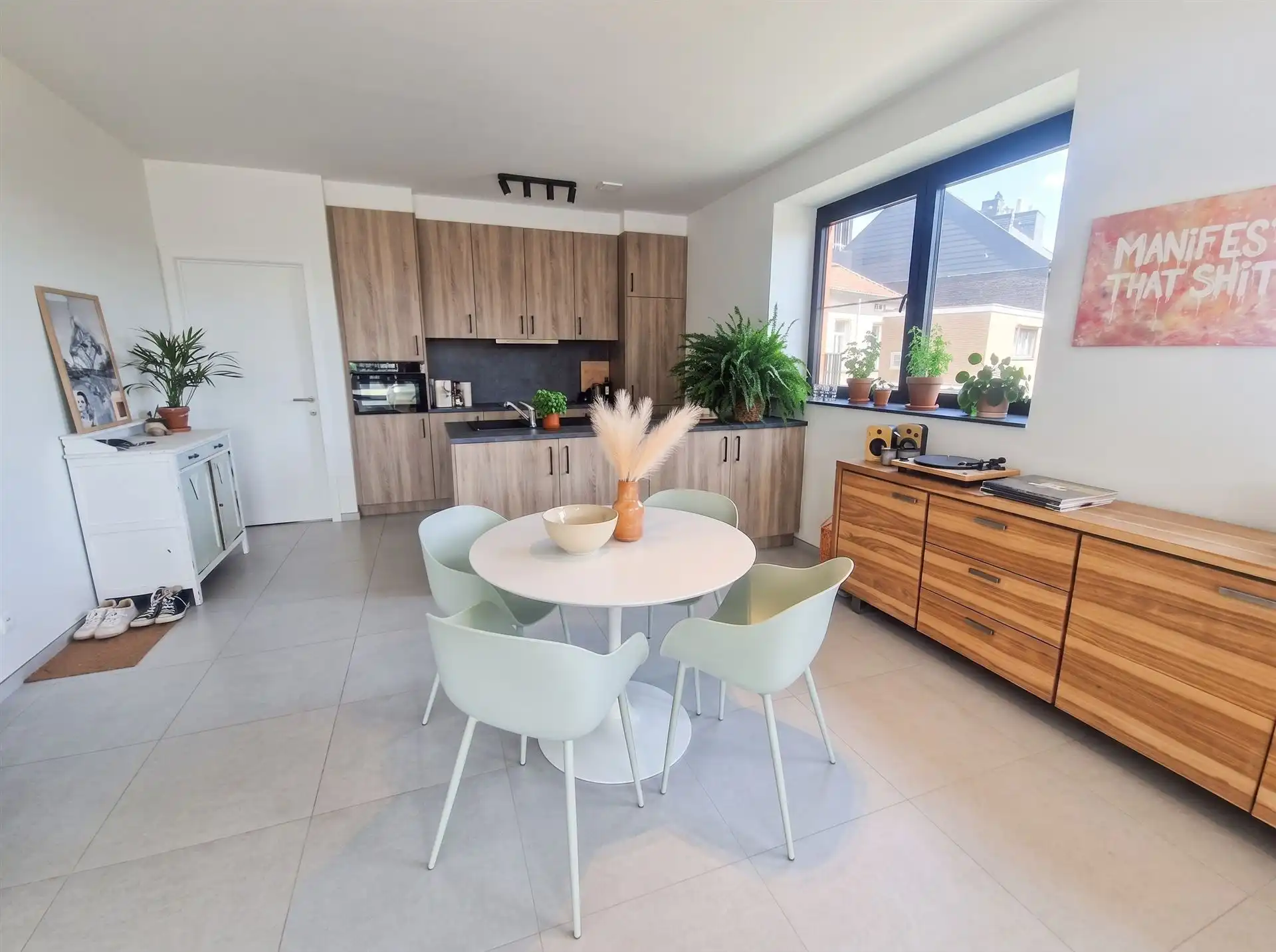 Nieuwbouw appartement, 1 slpk, geweldig zuidgericht terras 50m², garagebox foto 3