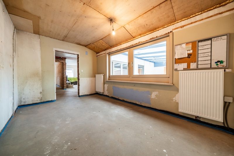 Centrum Torhout : Ruime energetische woning met 4 slaapkamers foto 8
