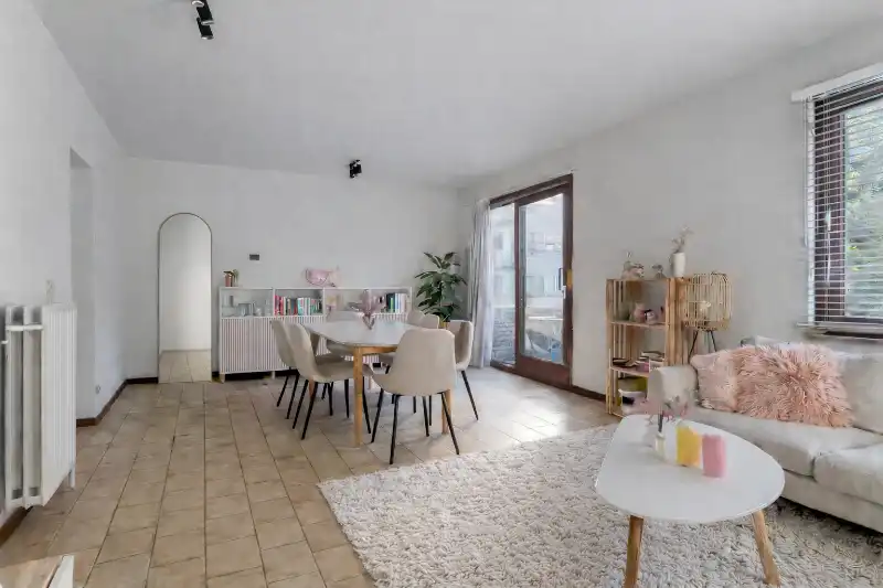 Roeselare- lichtrijk 2-slaapkamerappartement op toplocatie. foto 7