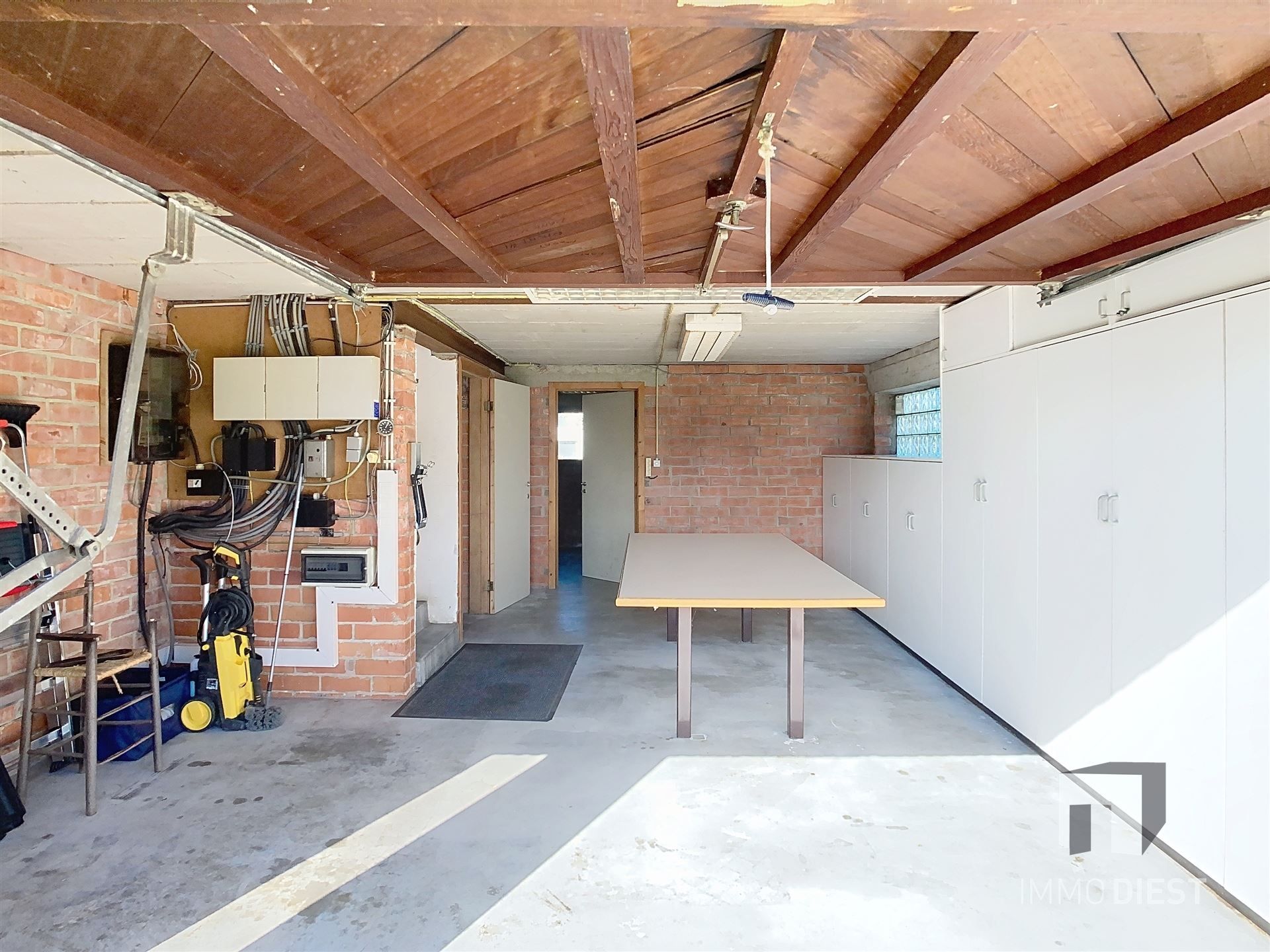 Op te frissen splitlevelwoning met karakter, ruimte en een prachtige tuin op toplocatie! foto 25