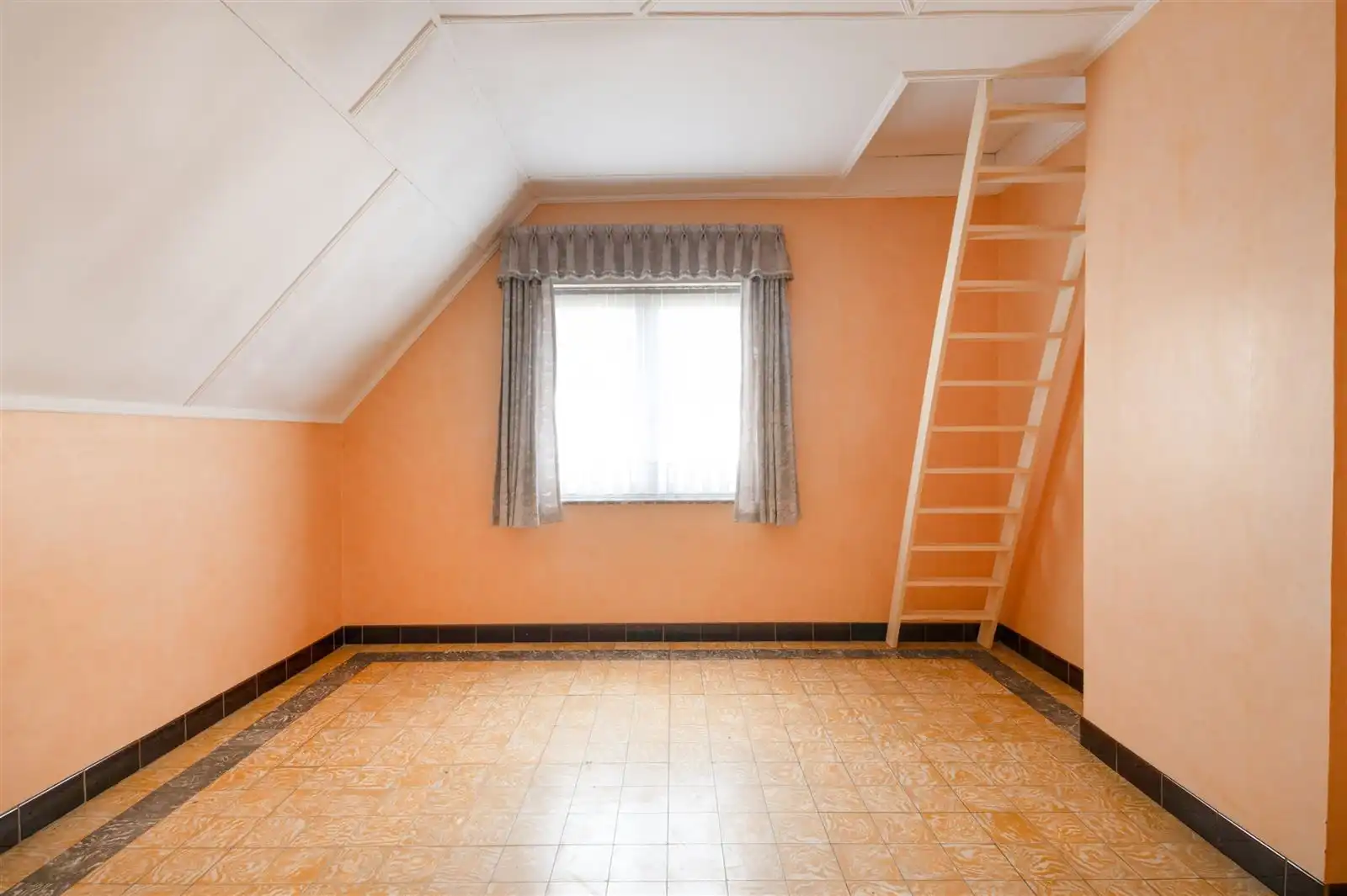 Landelijke woning met eindeloze mogelijkheden! foto 12