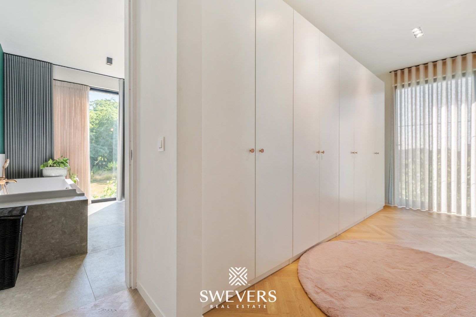 Landelijk wonen in stijl en luxe in de Leeuwbeekstraat foto 22