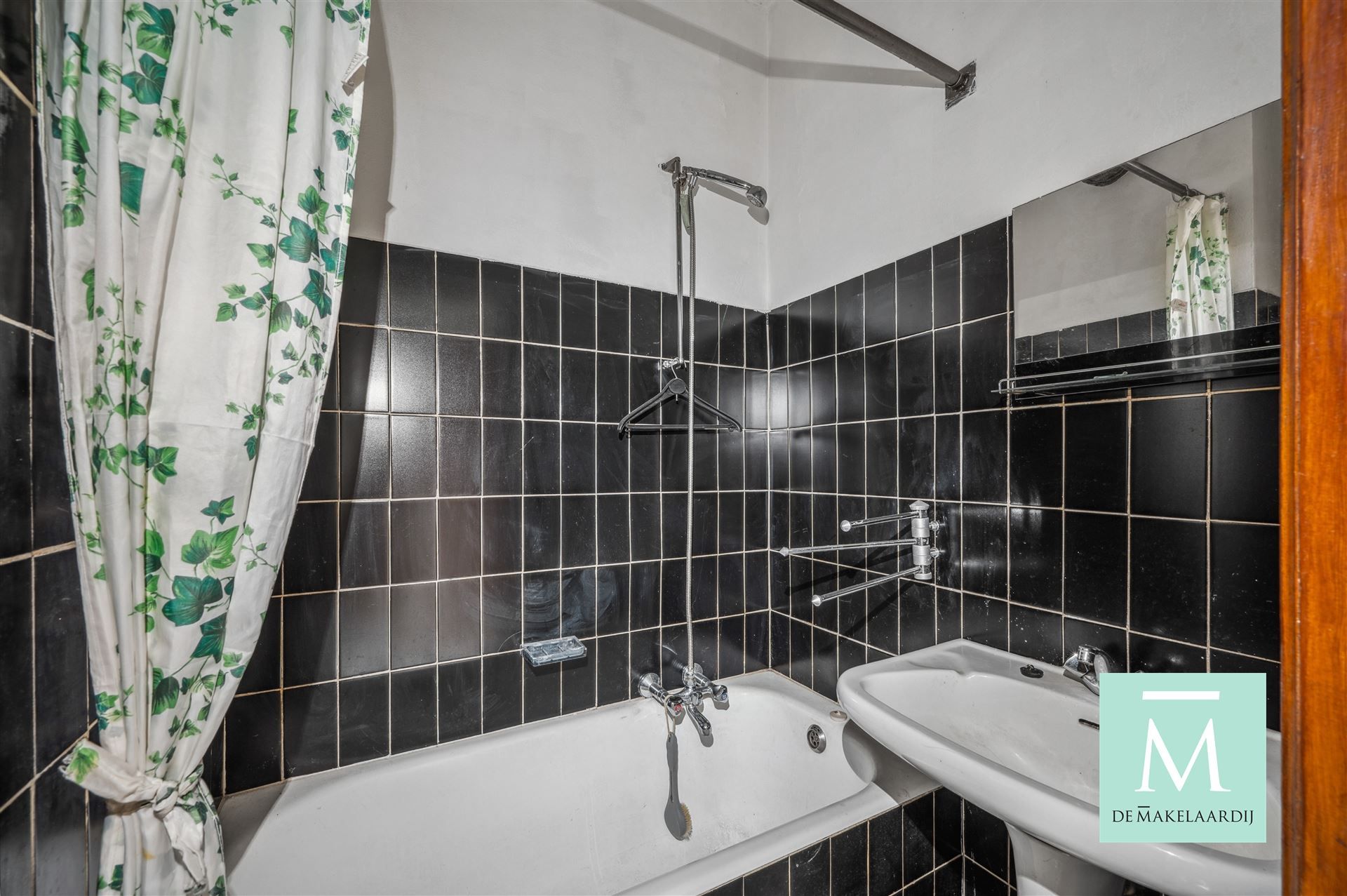 Te renoveren villa op een zeer uitgestrekt perceel van bijna 20 are foto 11