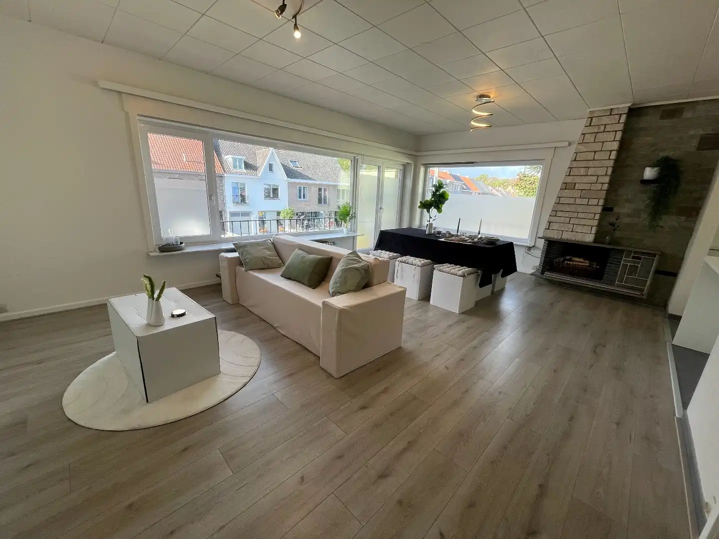 Instapklaar appartement met 2 slaapkamers in centrum St Kruis! foto 2