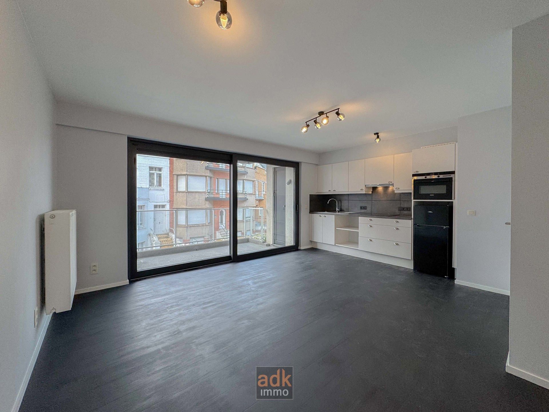 Ruim appartement op topligging te Panne foto 4