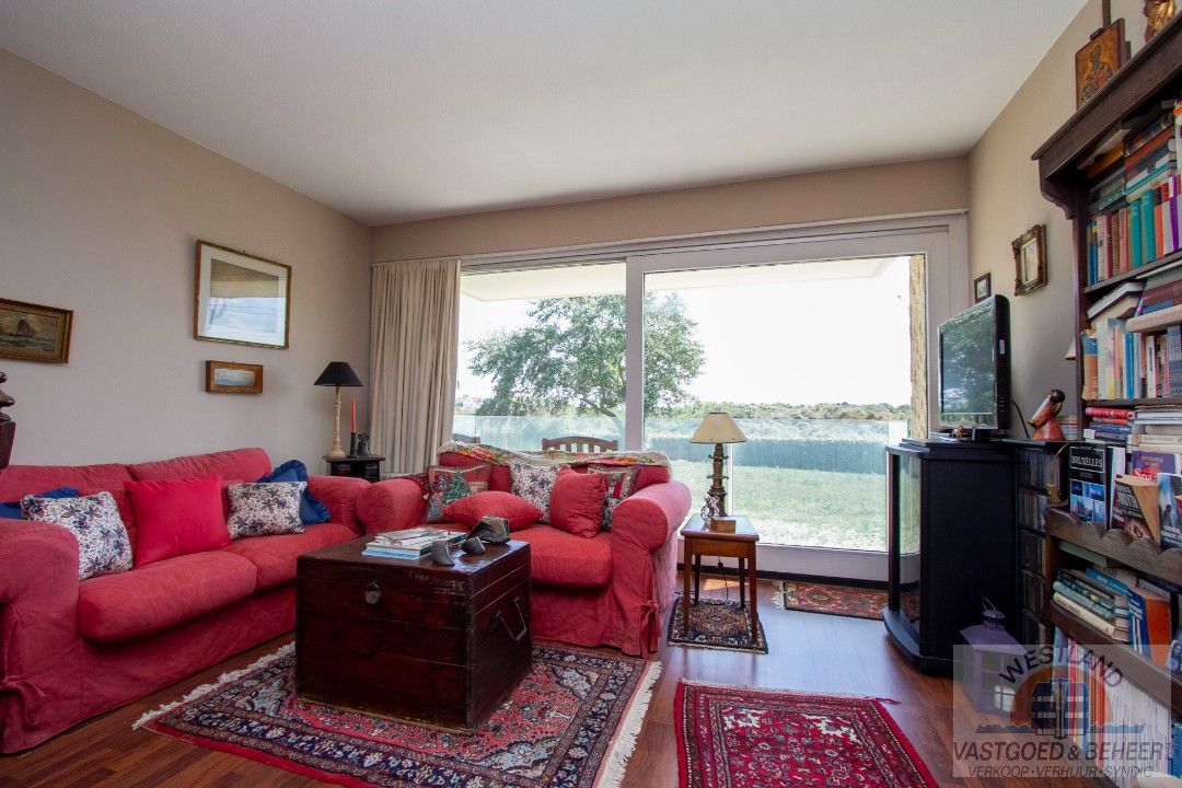 Gelijkvloers appartement met drie slaapkamers foto 2