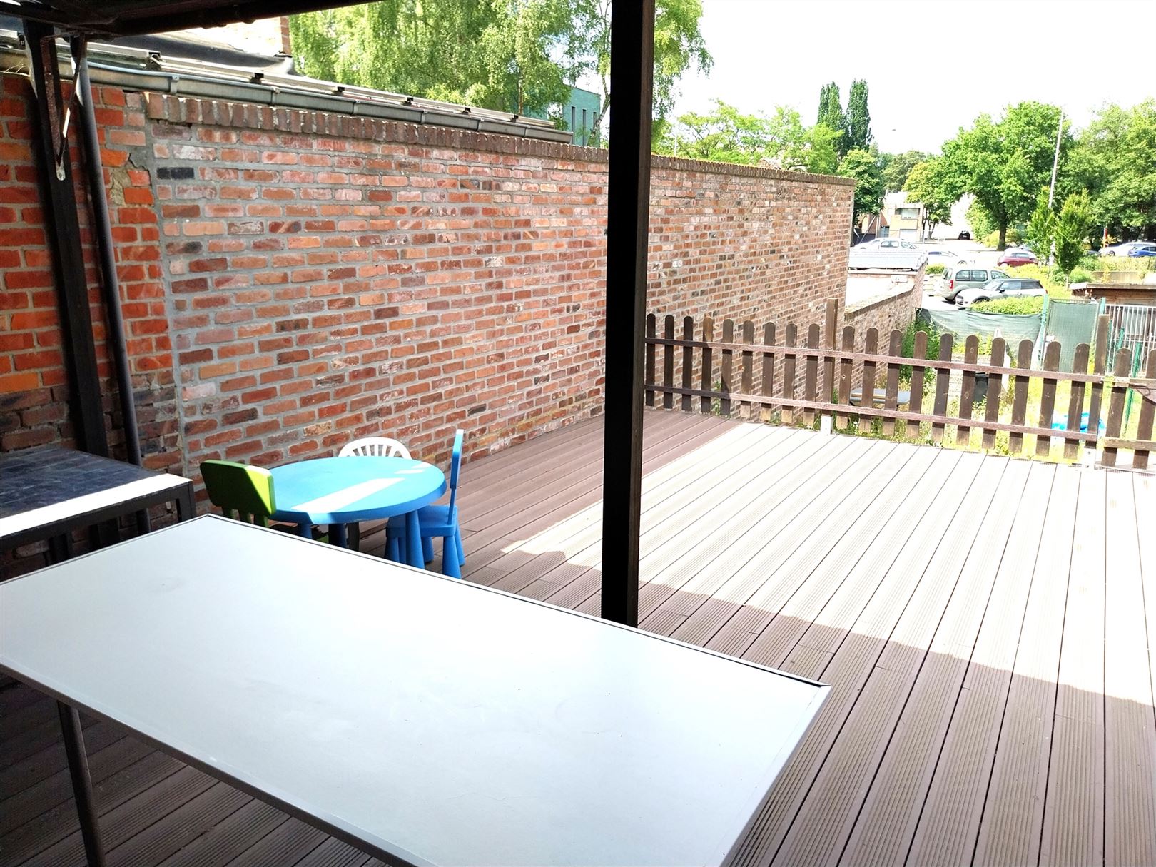 TE HUUR: Woning met 2 slaapkamers en tuintje in Genk! foto 14