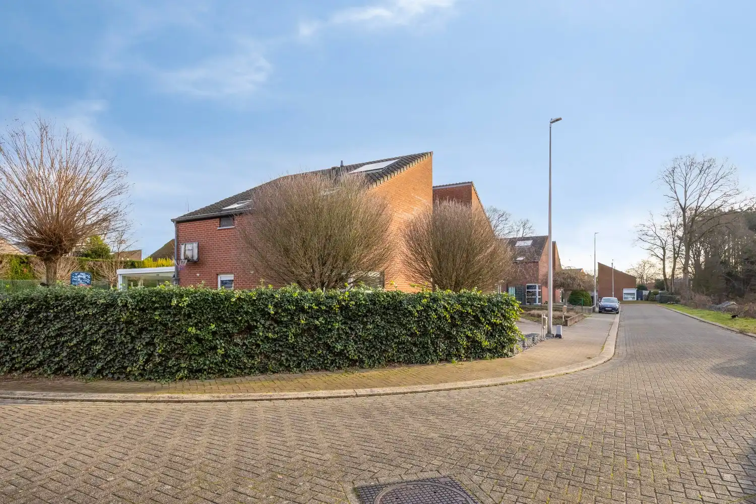 Rustig gelegen halfopen bebouwing met 3 slaapkamers, veranda en garage in Houthalen-Helchteren foto 33