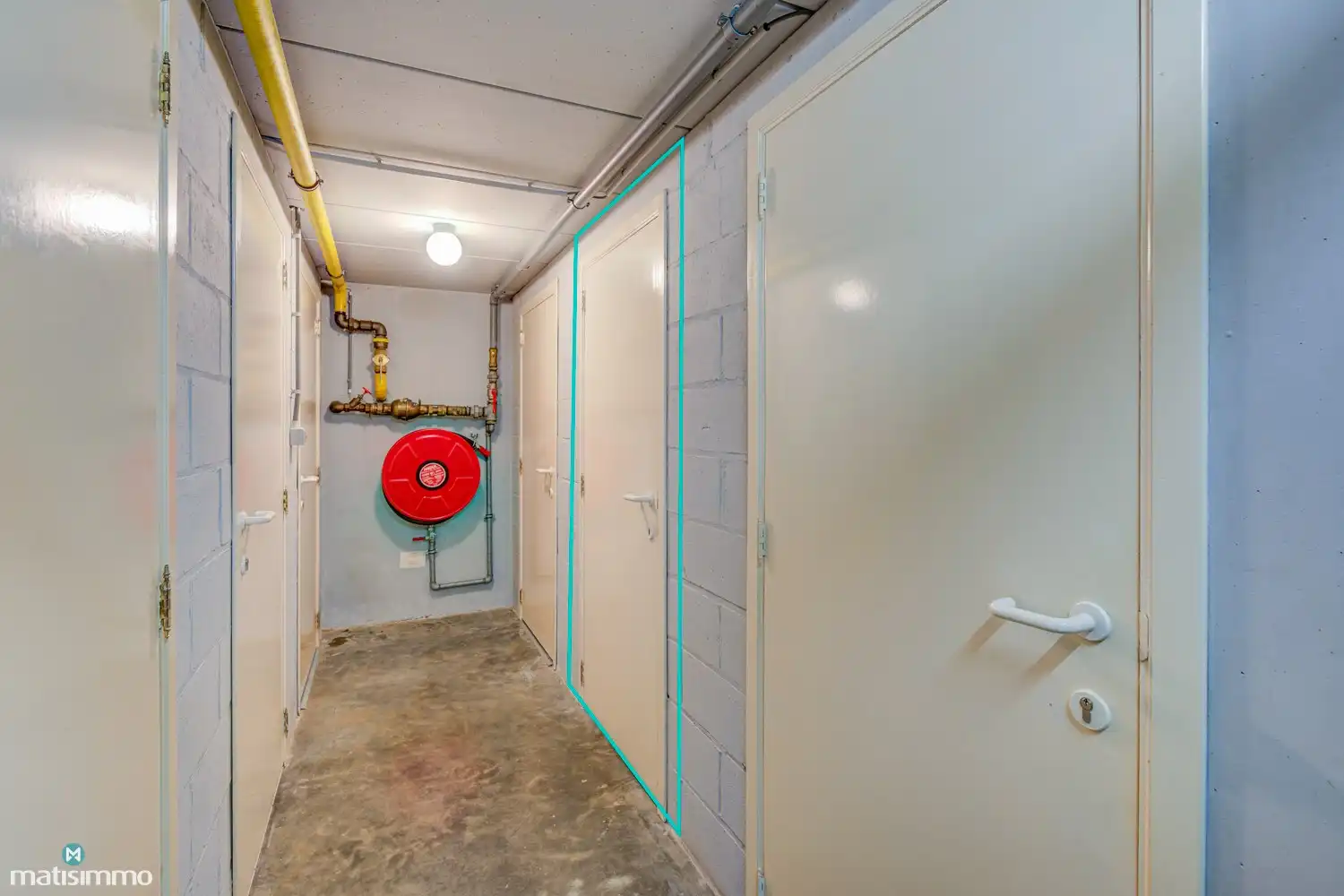 GOED ONDERHOUDEN APPARTEMENT MET BALKON, GARAGE EN KELDERBERGING TE BILZEN foto 17