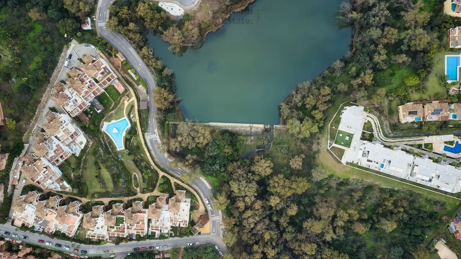 Eigentijds 3-kamertype te Nueva Andalucia, La Cerquila, Marbella. foto 30