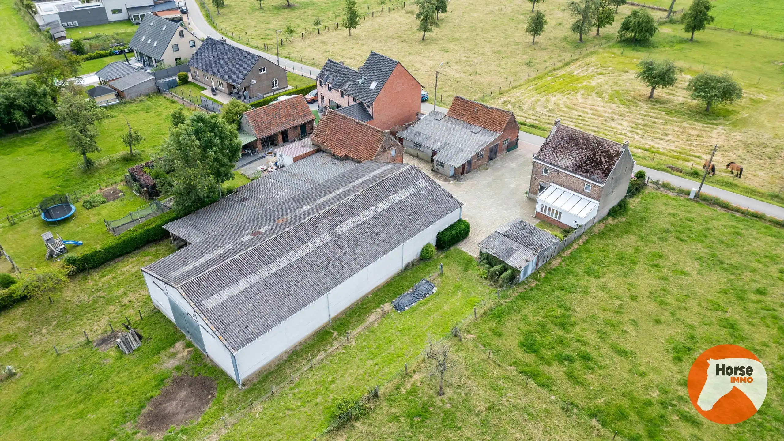 ERPE-MERE - Charmante hoeve met ruime loods op 1,33HA foto 5