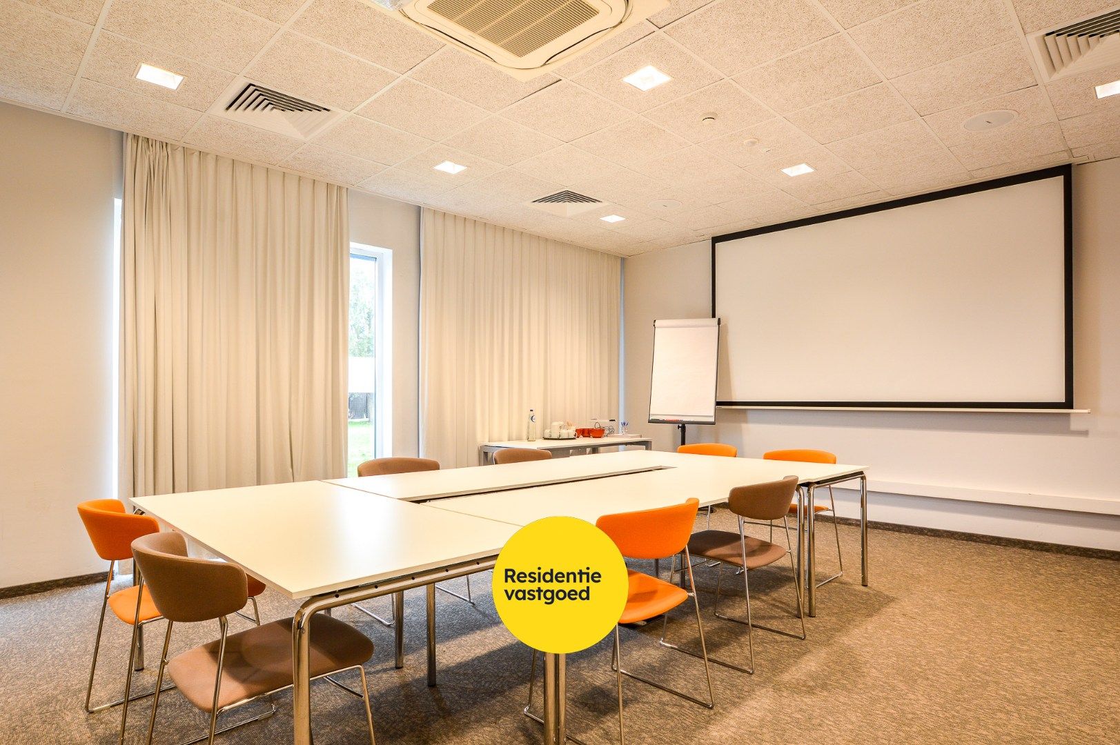 Unieke investeringskans: hotelkamer bij Klein Strand Jabbeke! foto 11