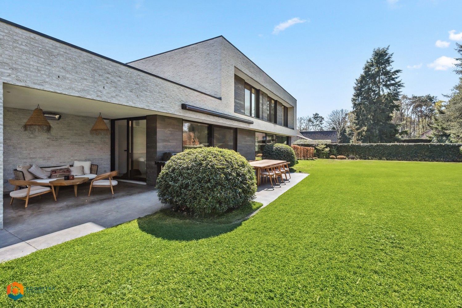 Prachtige en energiezuinige villa (410 m² bewoonbaar) op een perceel van 1732 m² te Keerbergen foto 2