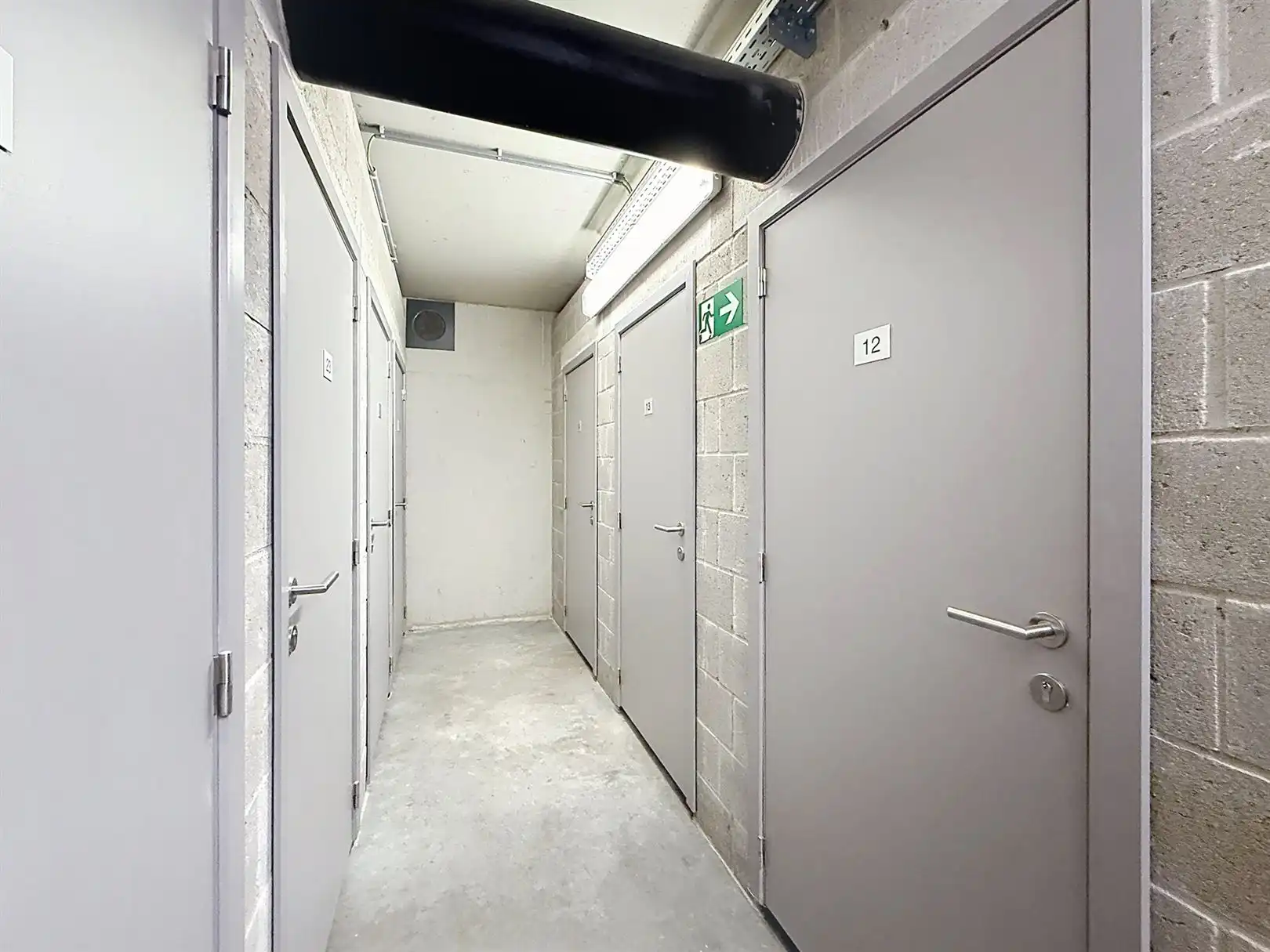 Instapklaar appartement 2de V, kelder en autostaanplaats foto 27
