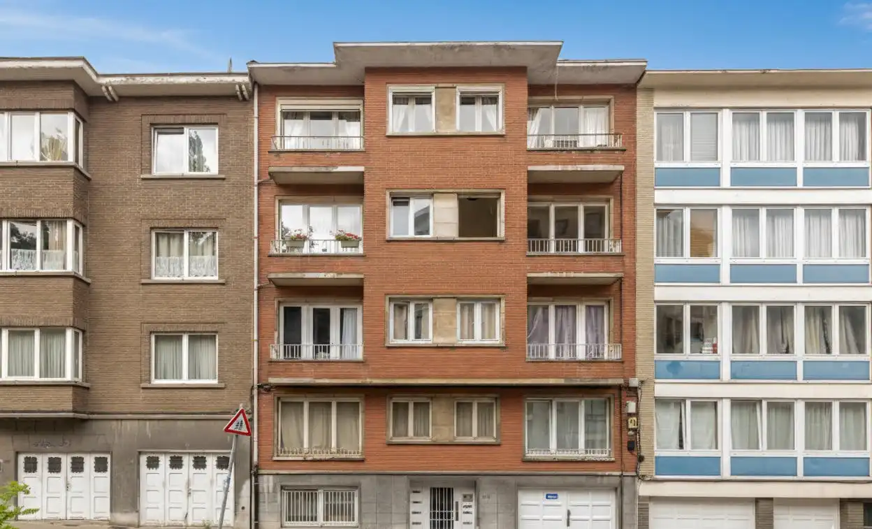 Bovenste Verdieping met Terrassen en Parking foto 3