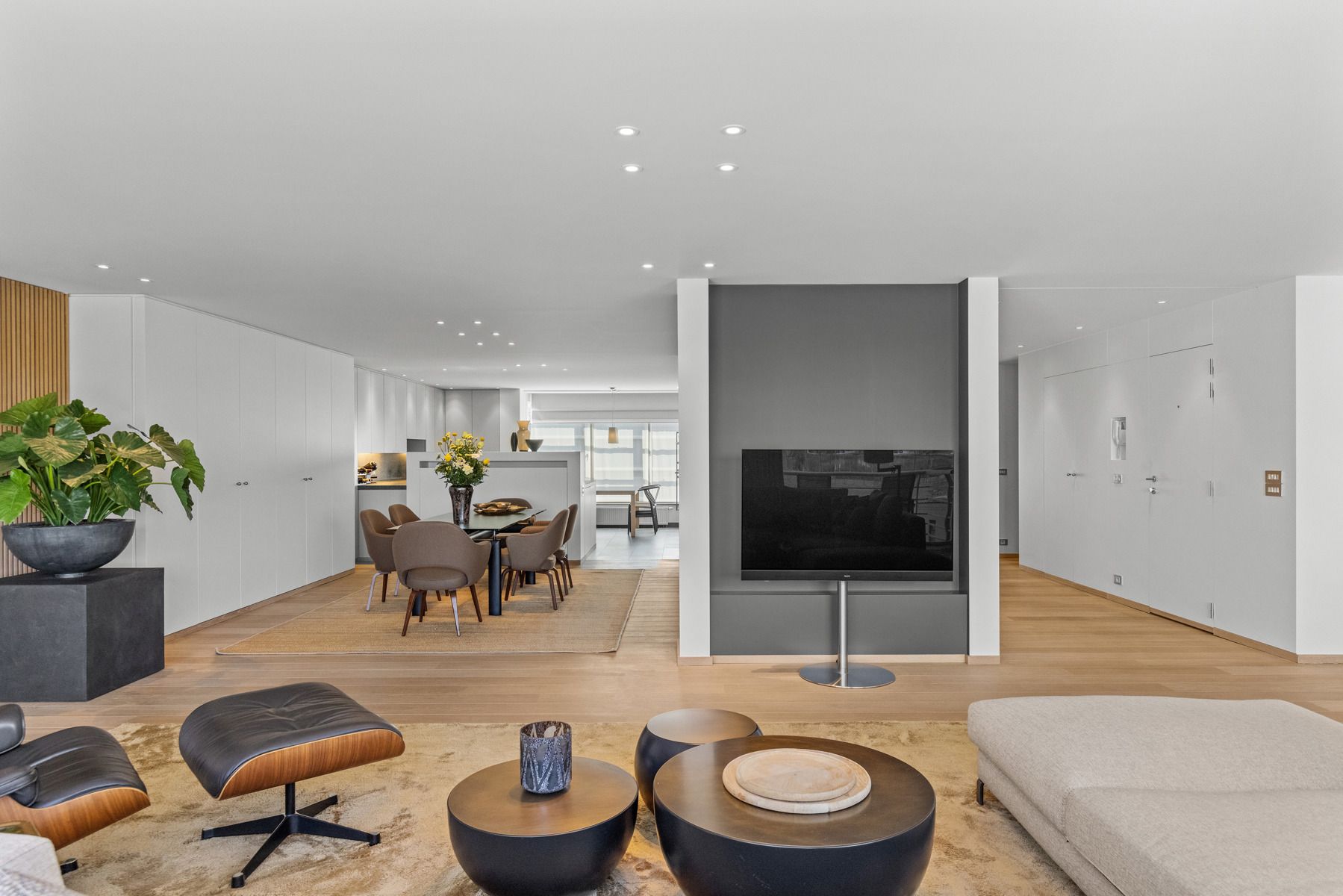 Exclusief en riant wonen met zicht op de oude Leiearm foto 8
