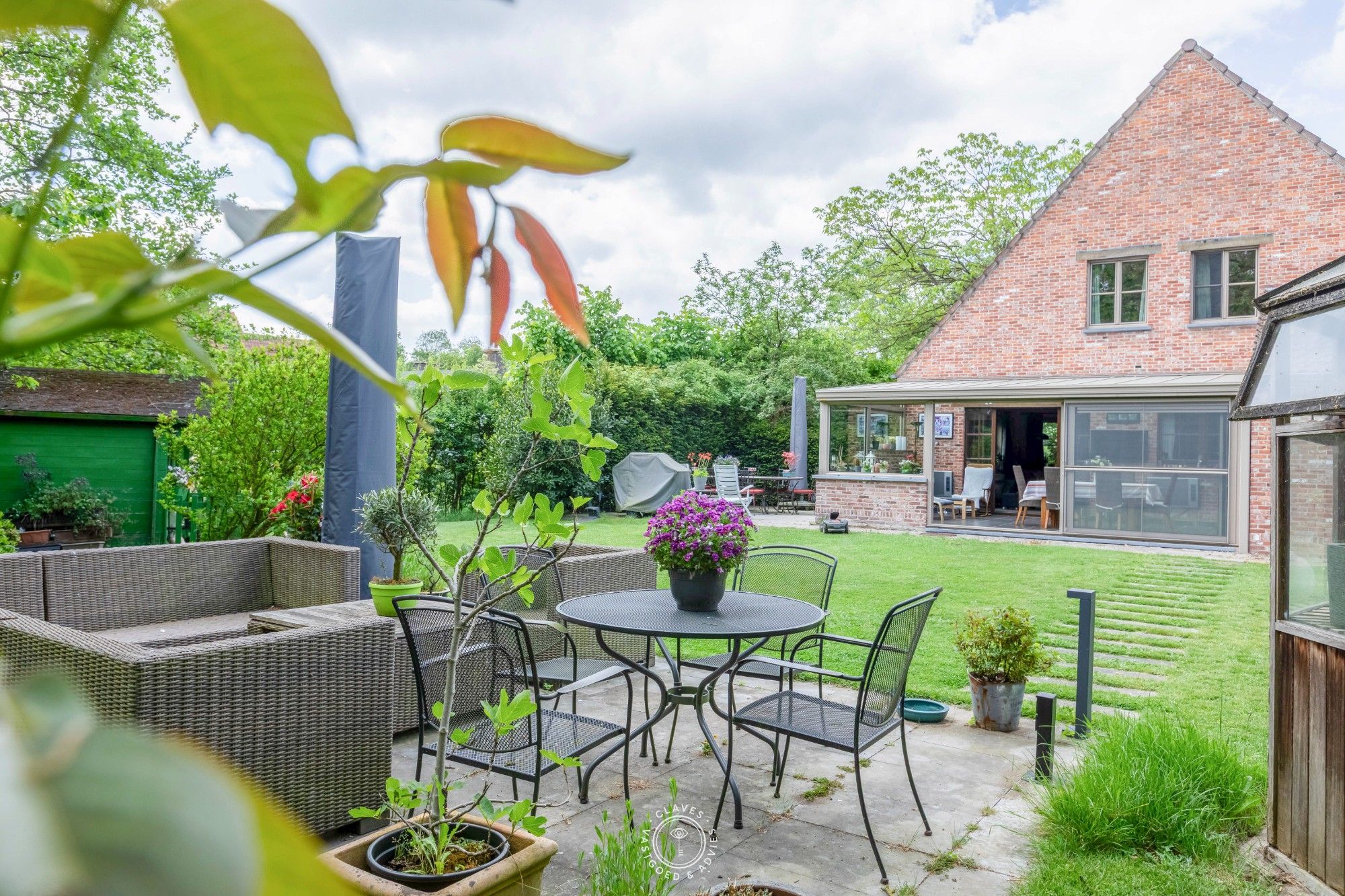 Charmante woning op een welgelegen locatie in Sinaai-Waas foto 20