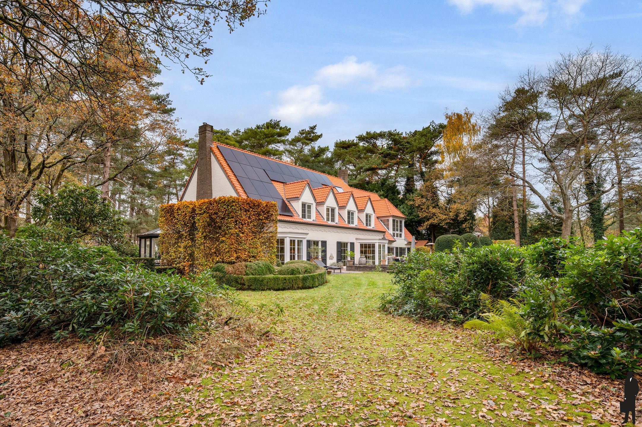 Topgelegen villa met zwembad en paddock!  foto 38