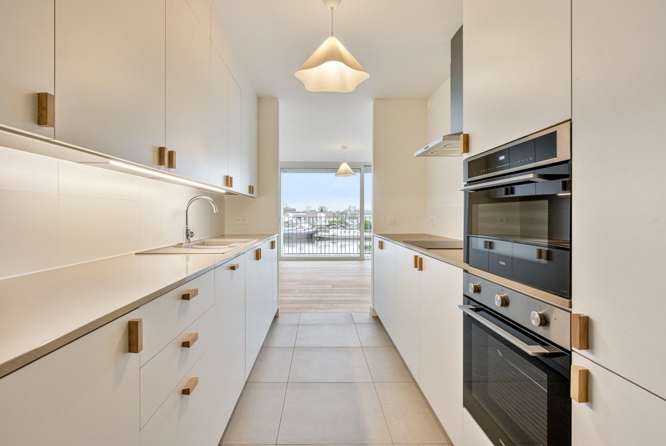 Mooi nieuwbouwappartement met prachtig zicht op het water foto 11