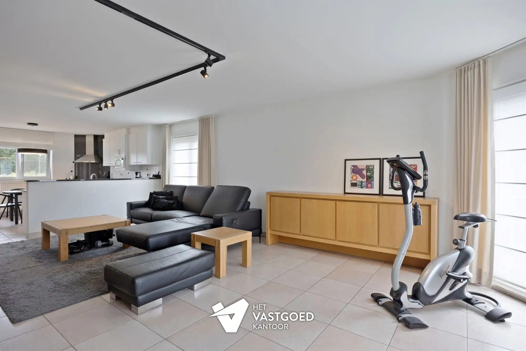 ZEER RUIM DUPLEX APPARTEMENT VAN 159 M² MET ZEER PRAKTISCHE INDELING EN KWALITATIEVE AFWERKING foto 7