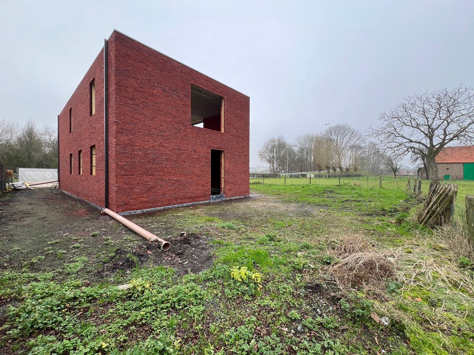 Strakke nieuwbouw met 4 slaapkamers en landelijk zicht foto 16