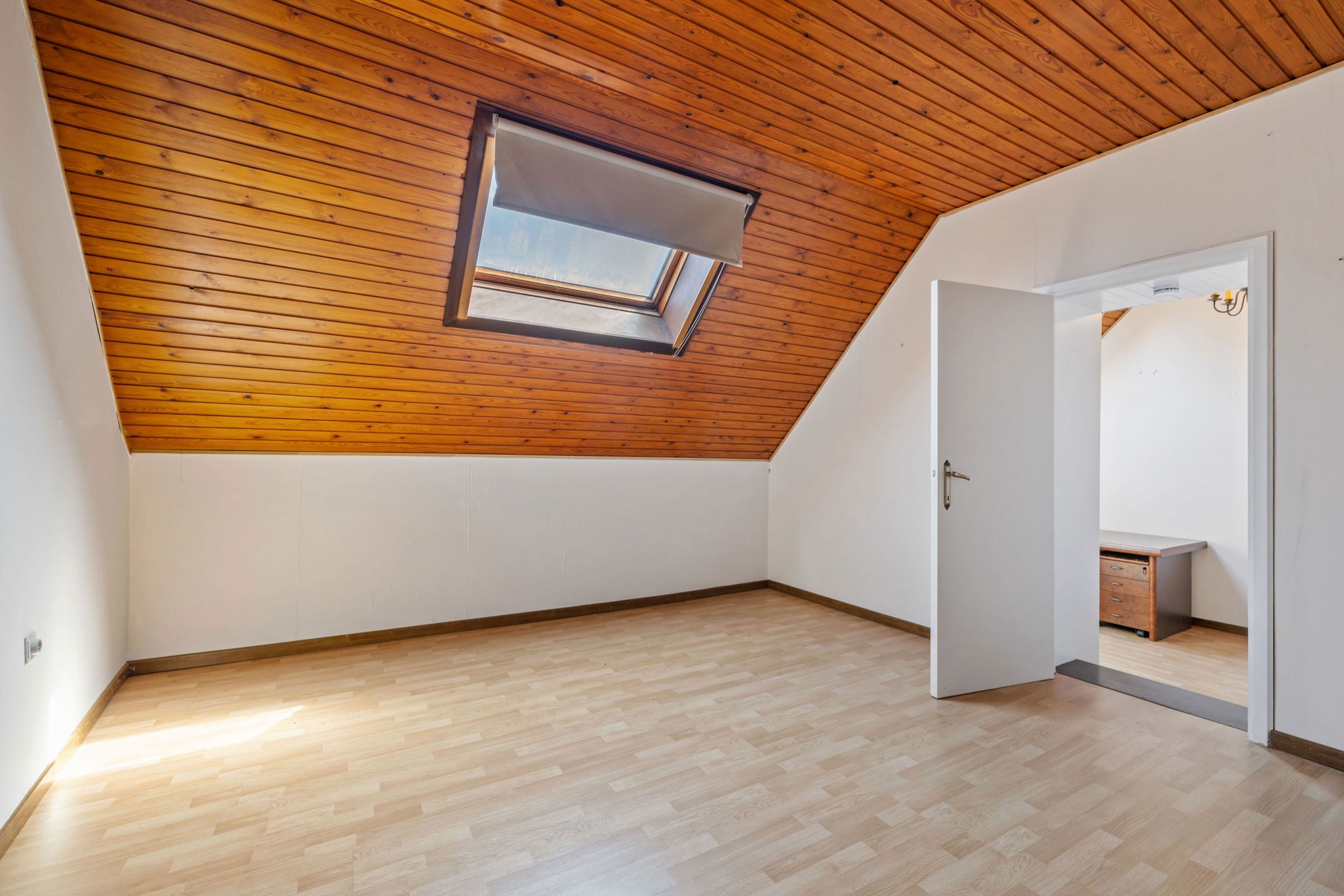 Ruime woning met garage + atelier + (bouw) grond op 9a 30ca foto 23