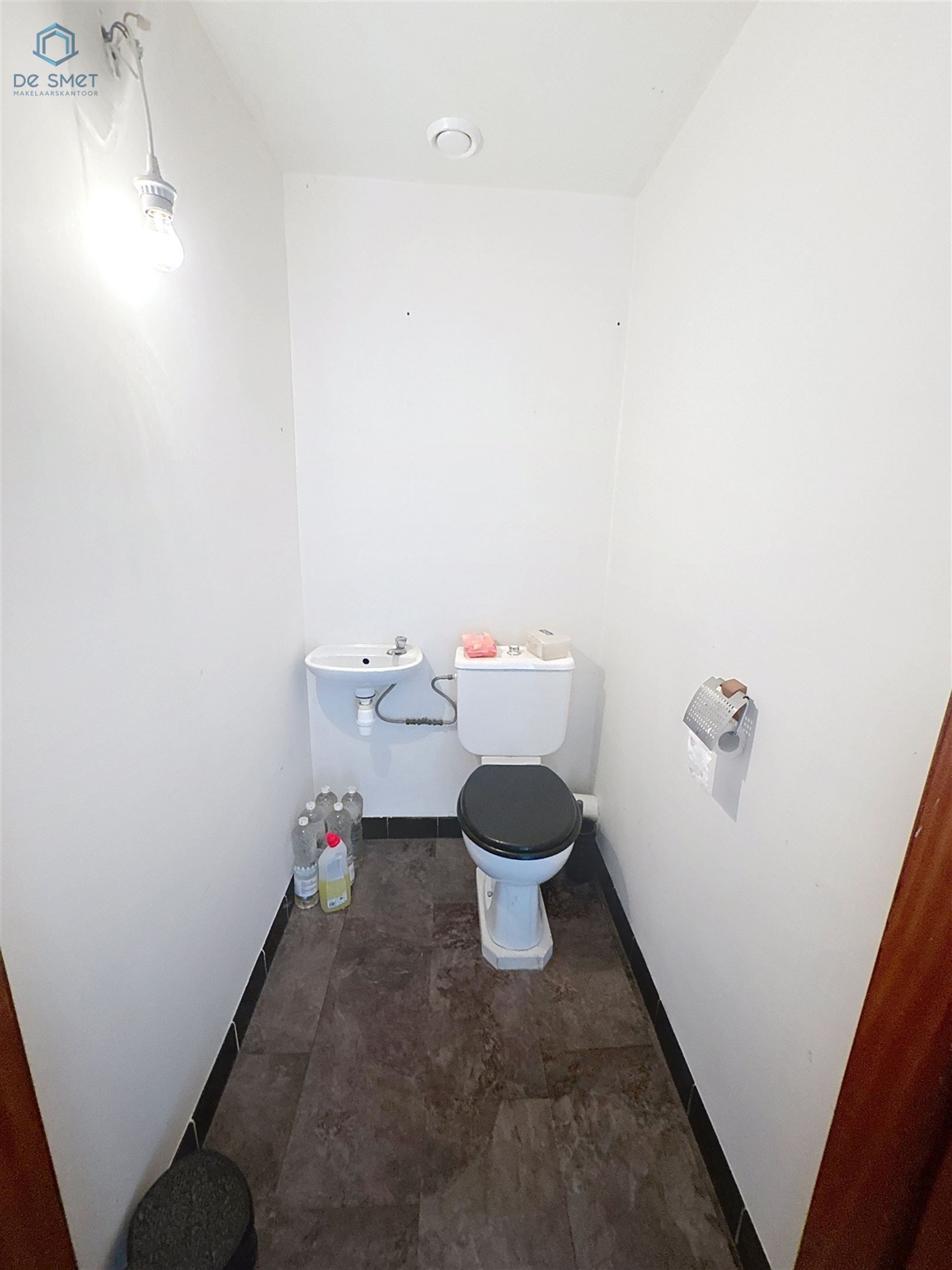 Te koop: Op te frissen gezinswoning met 3 slaapkamers, garage en tuin geen renovatieplicht! foto 20