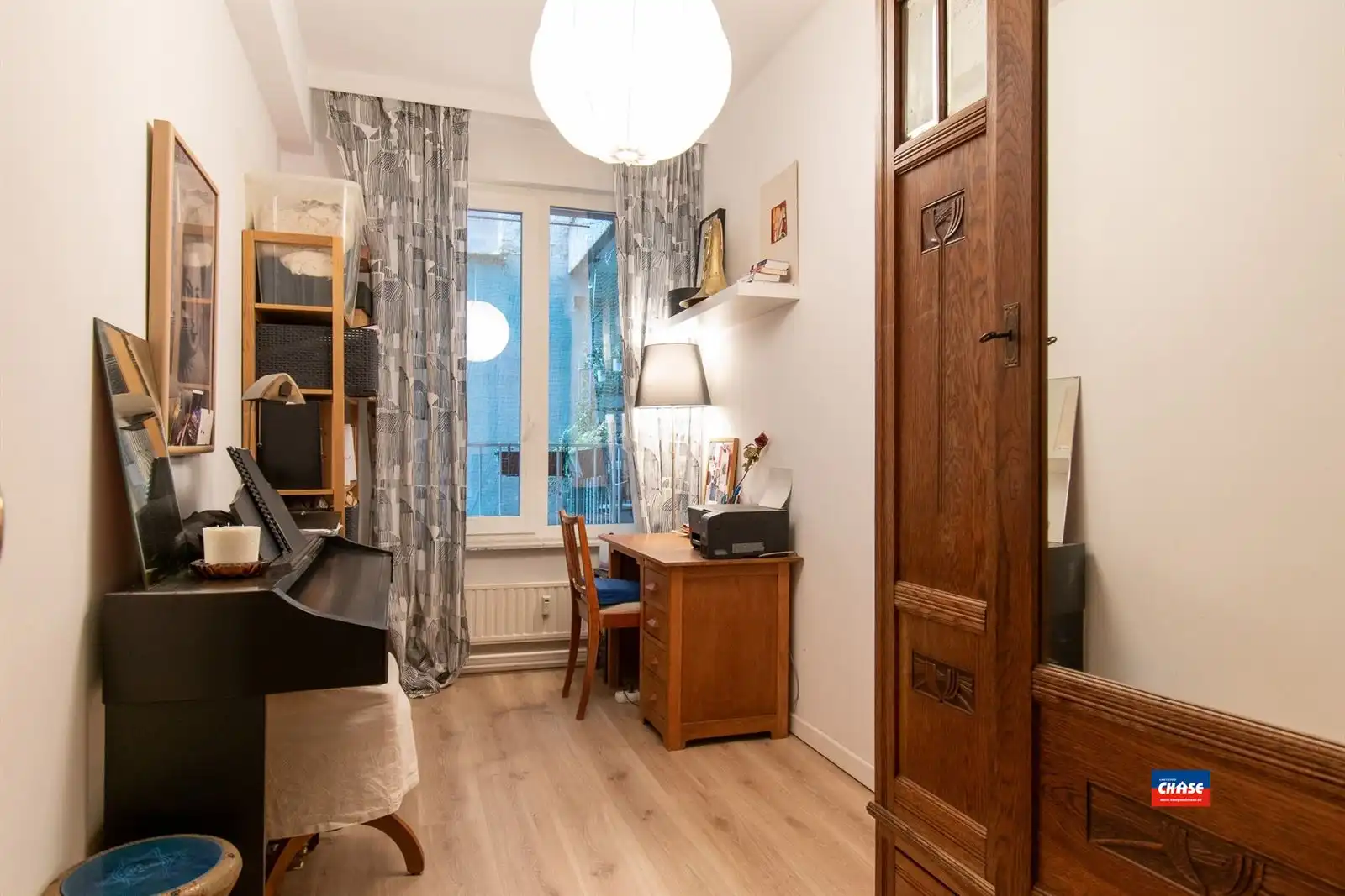 Ruim, instapklaar appartement met drie slaapkamers en terras gelegen op toplocatie! foto 15