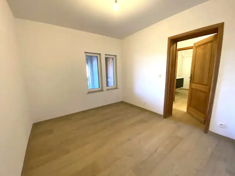 GROOT GV APPARTEMENT (+-117m²) (!!! reg. rechten van toepassing/GEEN BTW!!!)  +autostp + tuin en buitenberging foto 17