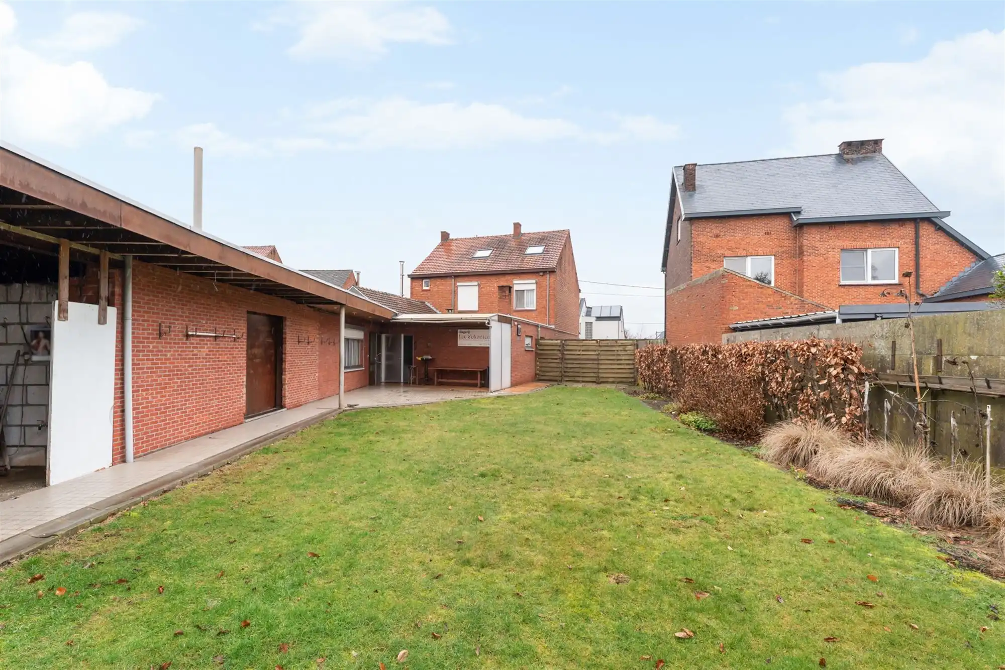 RUIME WONING MET 6 SLAAPKAMERS VLAK BIJ KOERSEL CENTRUM foto 25