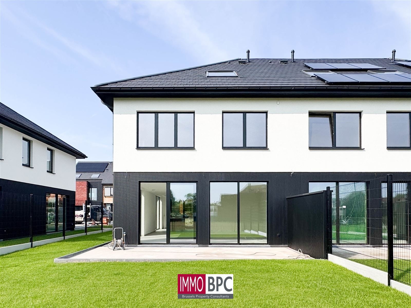 Prachtige nieuwbouwwoning in Wemmel – driegevel met zonnige tuin, hoogwaardige afwerking en extra’s! foto 4