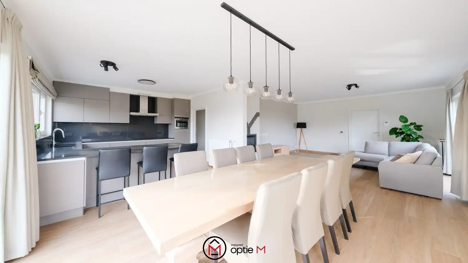 Ruime woning te huur in Alken met 4 slaapkamers en een tuin foto 7