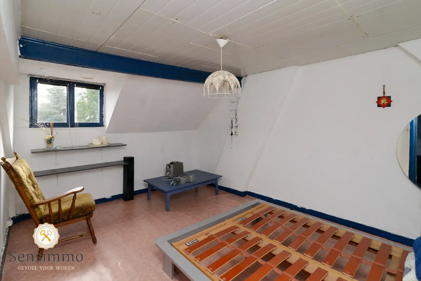 Handelsgelijkvloers met bovenliggend woonst foto 14