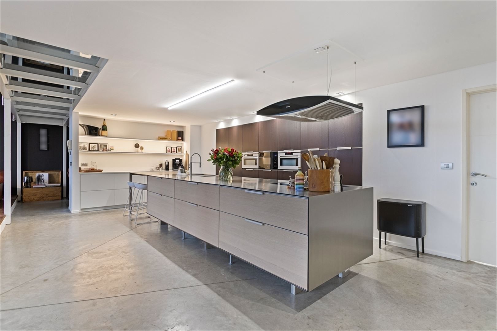 Ruime goed onderhouden loft van 235 m2 foto 14