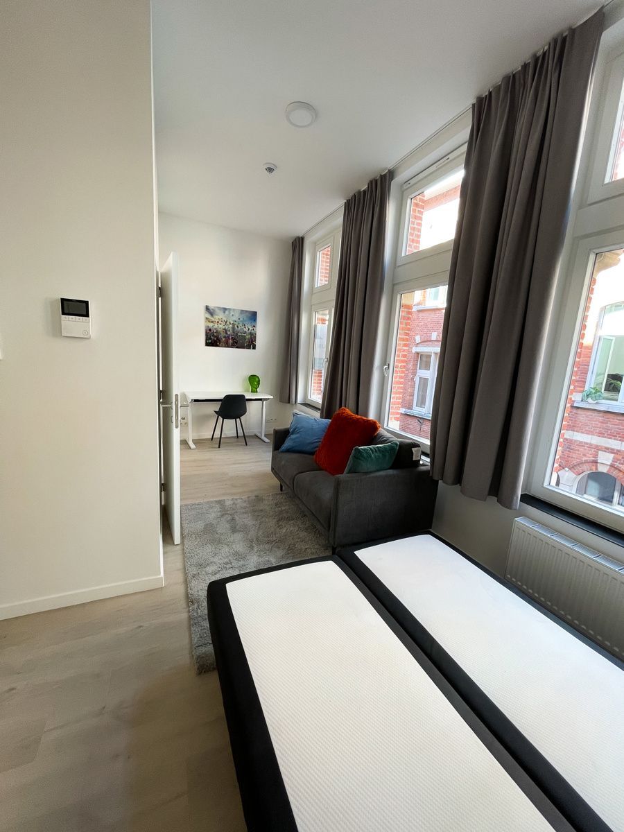 Ruime kamer privatief sanitair Leuven foto 6