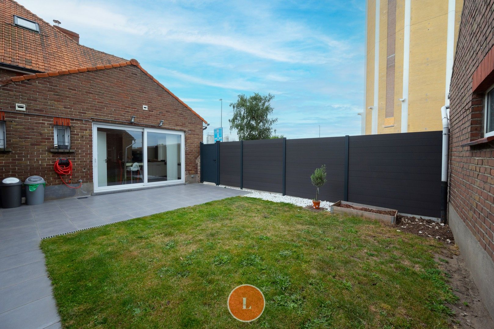 Verzorgende instapklare woning met 3 slaapkamers, tuin en garage! foto 23