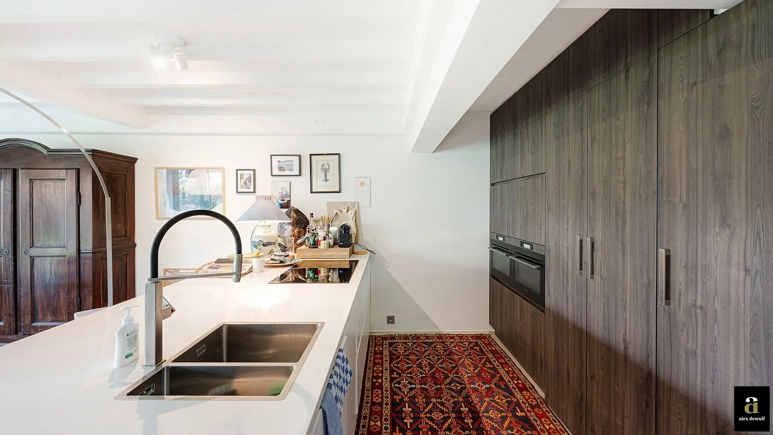 Ruim gelijksvloers tuinappartement met 3 slaapkamers, garage en kelder [Elizabetlaan / Neptunuspad]. foto 8