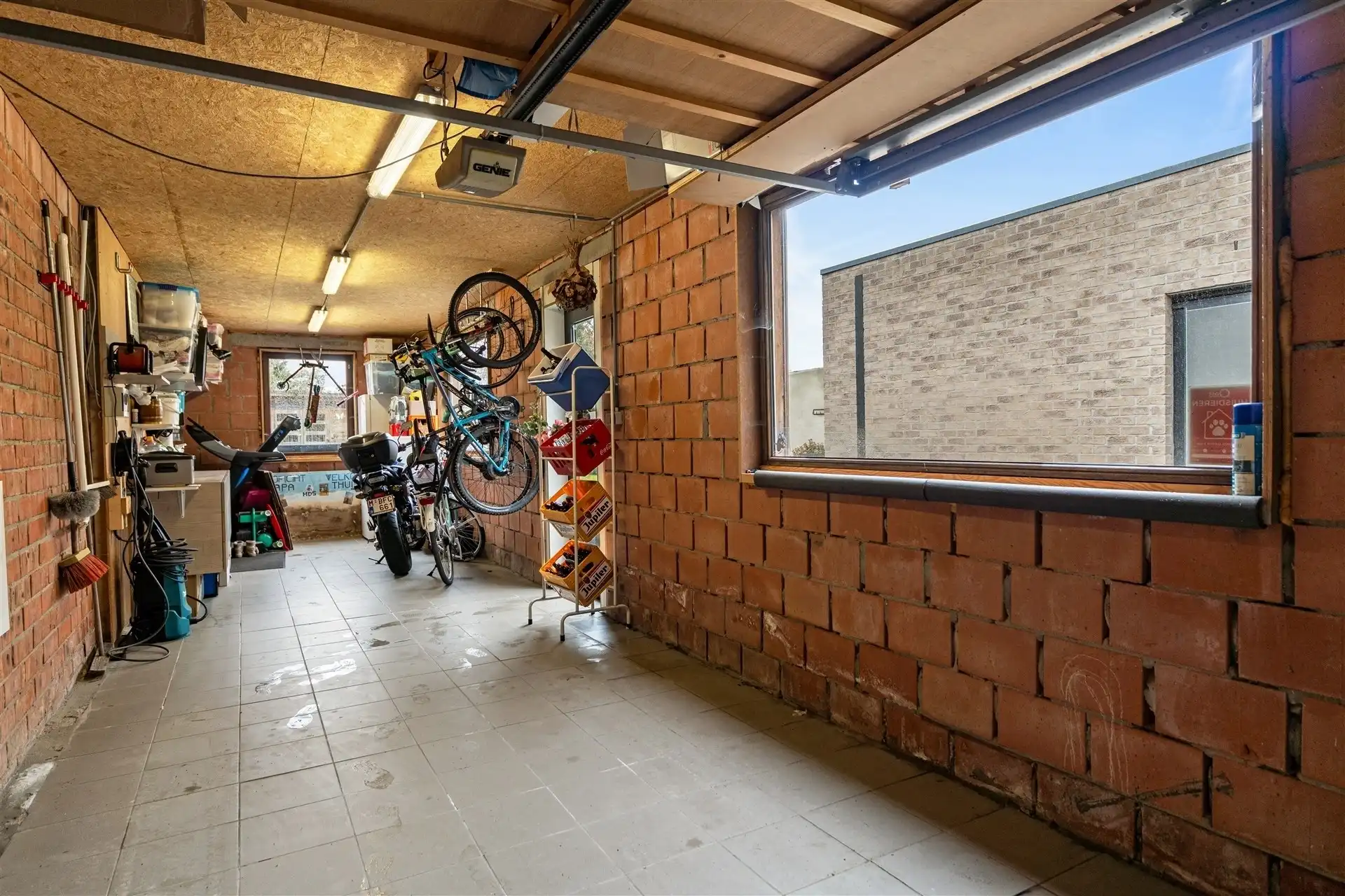 Instapklare, moderne, zeer ruime halfopen bebouwing nabij centrum Berlare foto 21